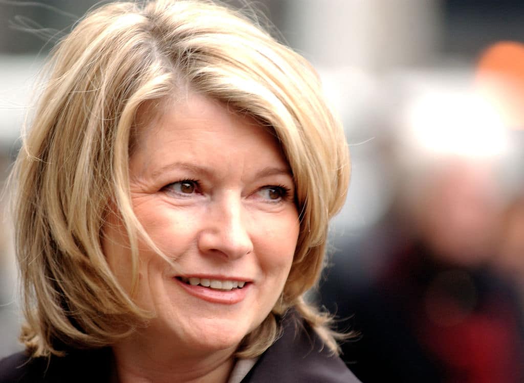 Martha Stewart glances towards onlookers as she arrives at federal court March 2, 2004 in New York City.