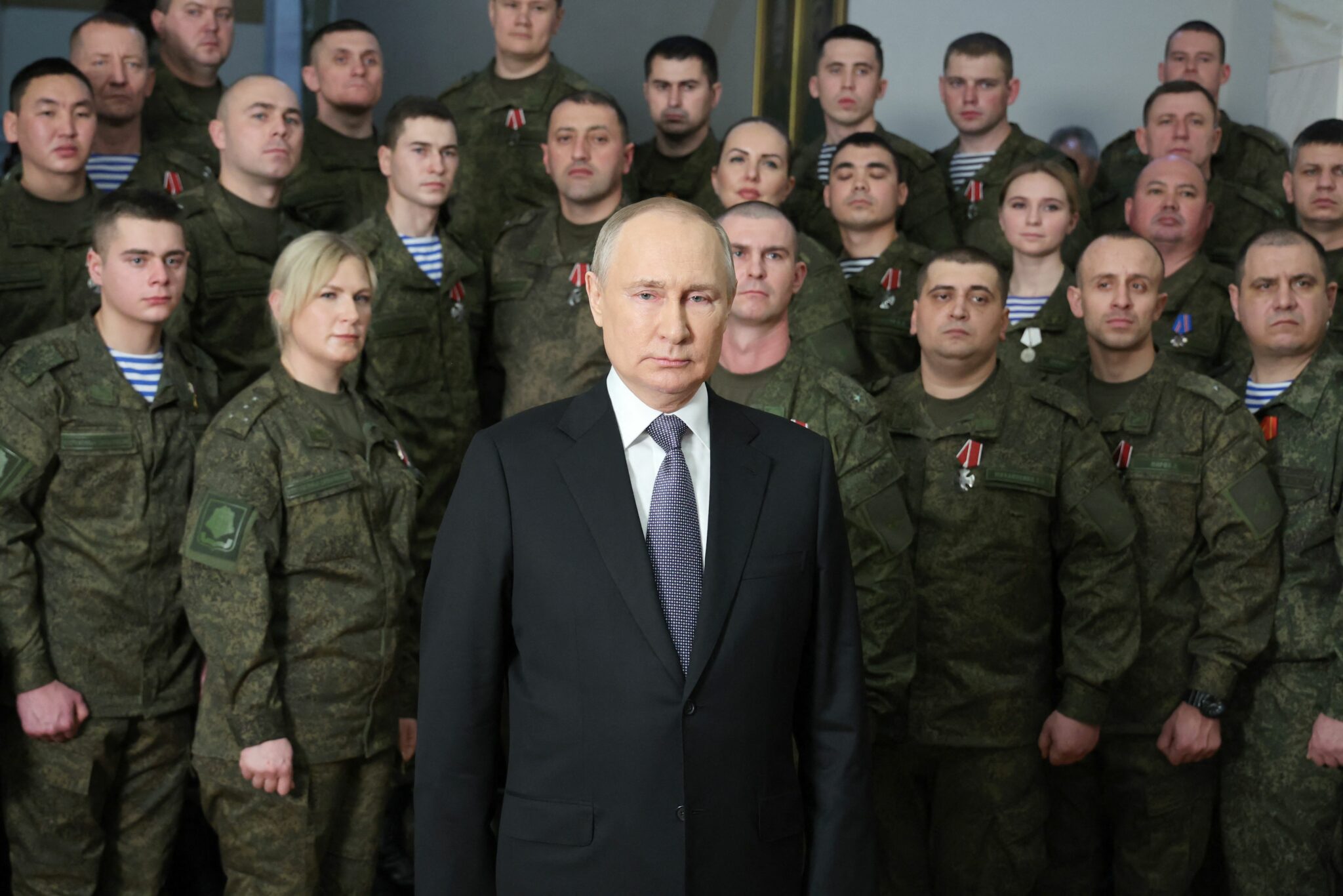 TOPSHOT - Russian President Vladimir Putin poses as he delivers a New Year's address to the nation at the headquarters of the Southern Military District in Rostov-on-Don on December 31, 2022. - - *Editor's note : this image is distributed by Russian state owned agency Sputnik.* (Photo by Mikhail KLIMENTYEV / SPUTNIK / AFP) / *Editor's note : this image is distributed by Russian state owned agency Sputnik.* (Photo by MIKHAIL KLIMENTYEV/SPUTNIK/AFP via Getty Images)